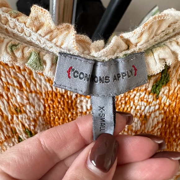 Conditions Apply Katalia Printed Smocked Peplum Tank in Green Motif - Picture 3 of 4